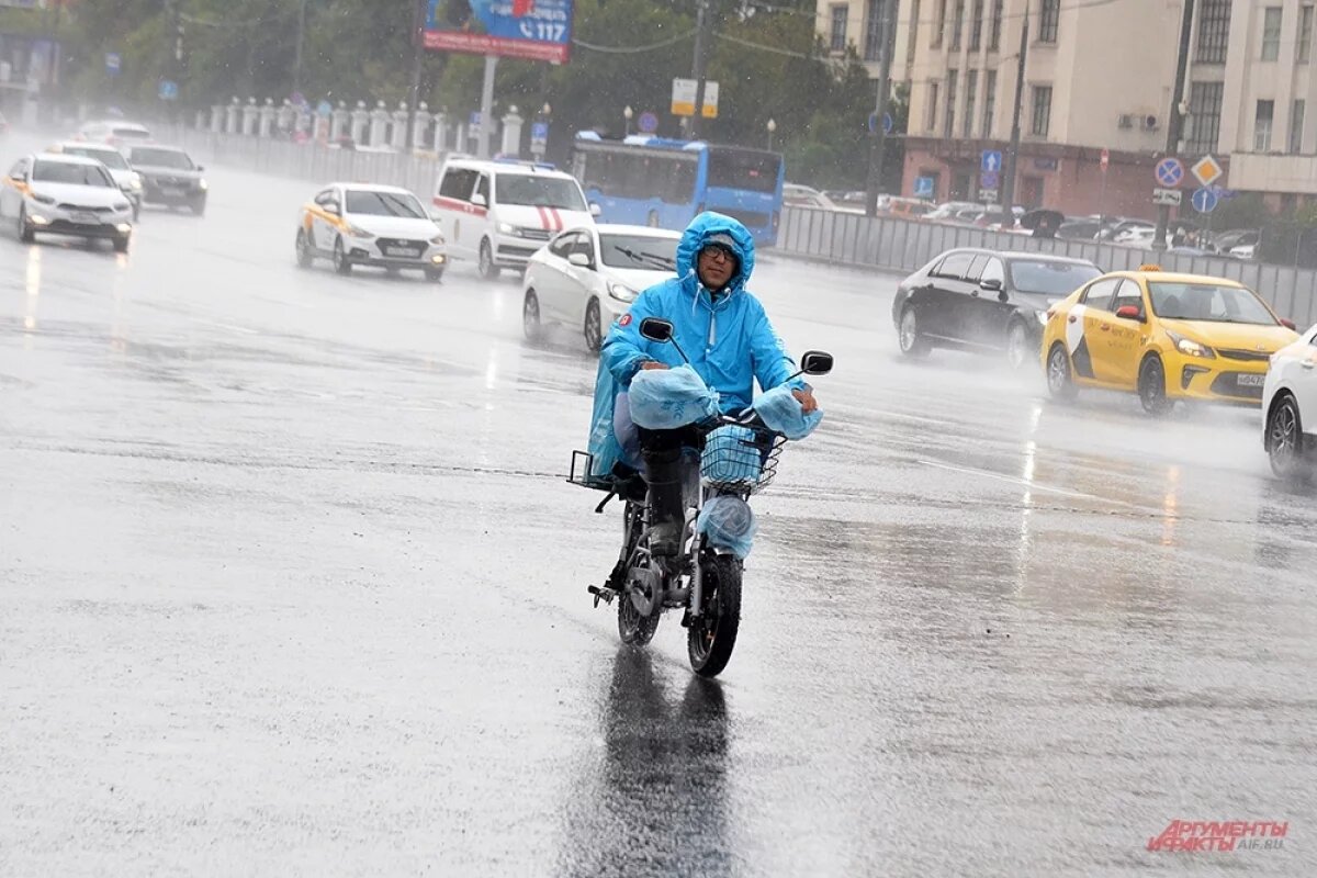    На столичный регион вновь обрушатся тропические ливни.