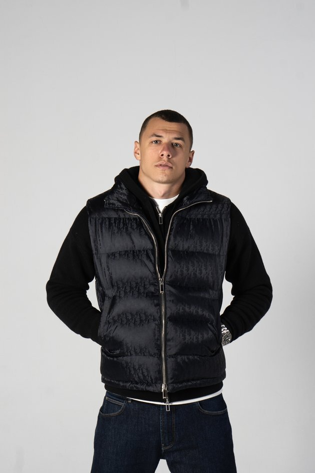 Рэпер Макан