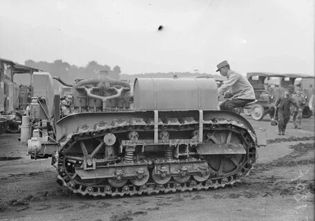 Трактор Holt 45