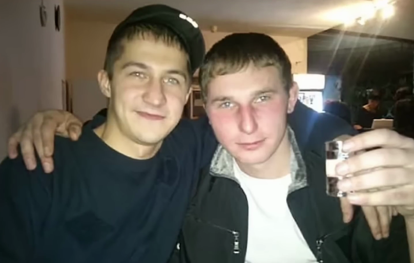 Фотография Вячаслава(справа) с Олегом(слева)