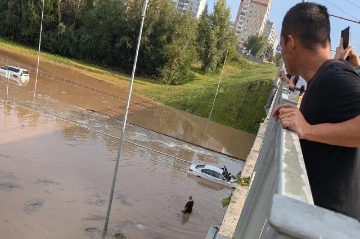    Город вновь продемонстрировал свою беспомощность перед лицом природной стихии.