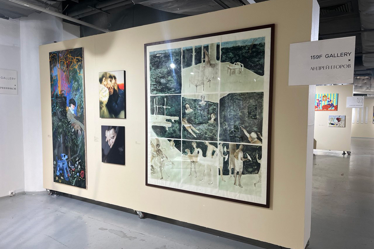    Работы из коллекции Андрея Егорова на выставке «Объект желания» в Cube.Moscow