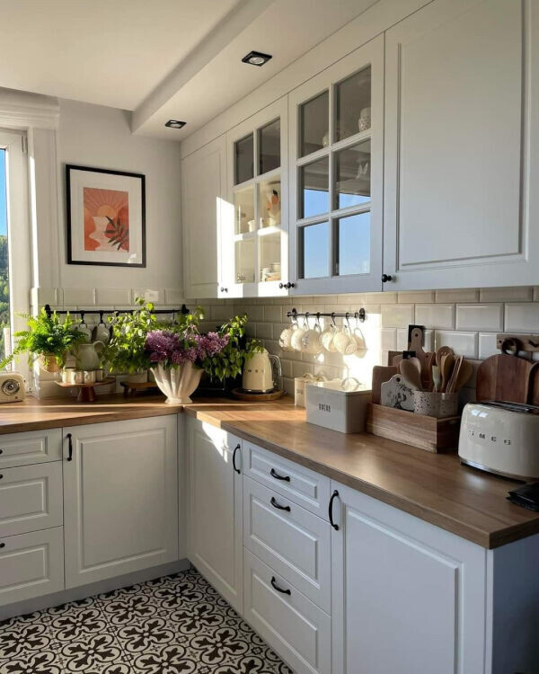     Деревянная кухня в классическом стиле