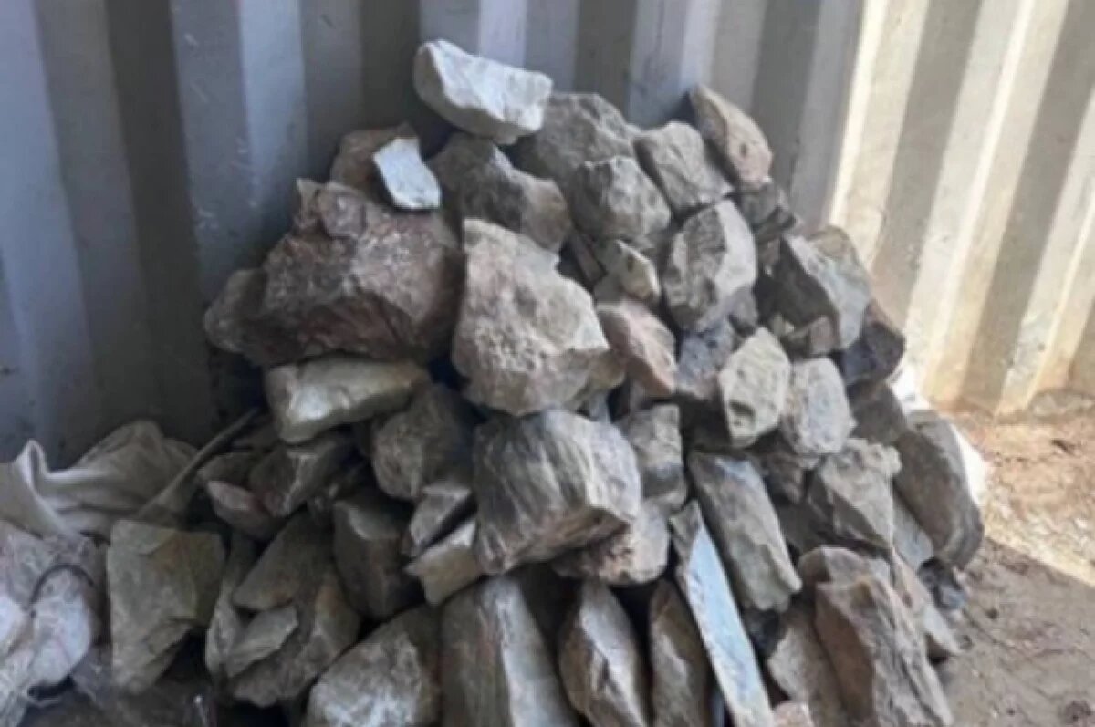    Нефрит за 3,7 миллиона рублей пытался продать Житель Бурятии