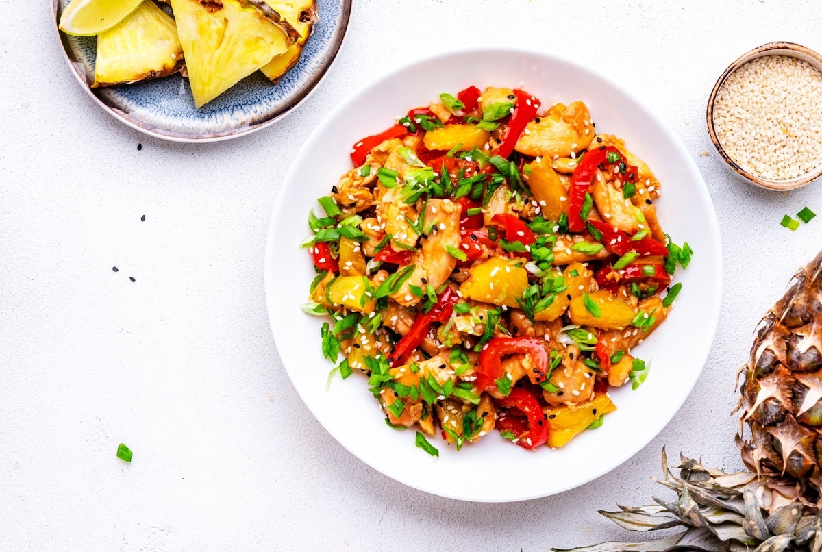 Курица в гавайском стиле