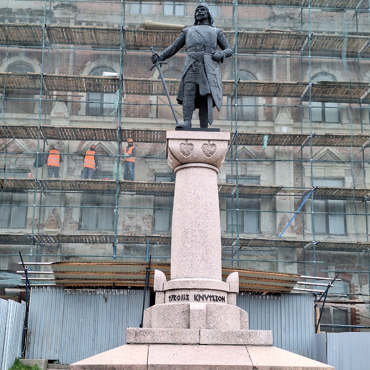 Памятник Торгильсу Кнутссону.