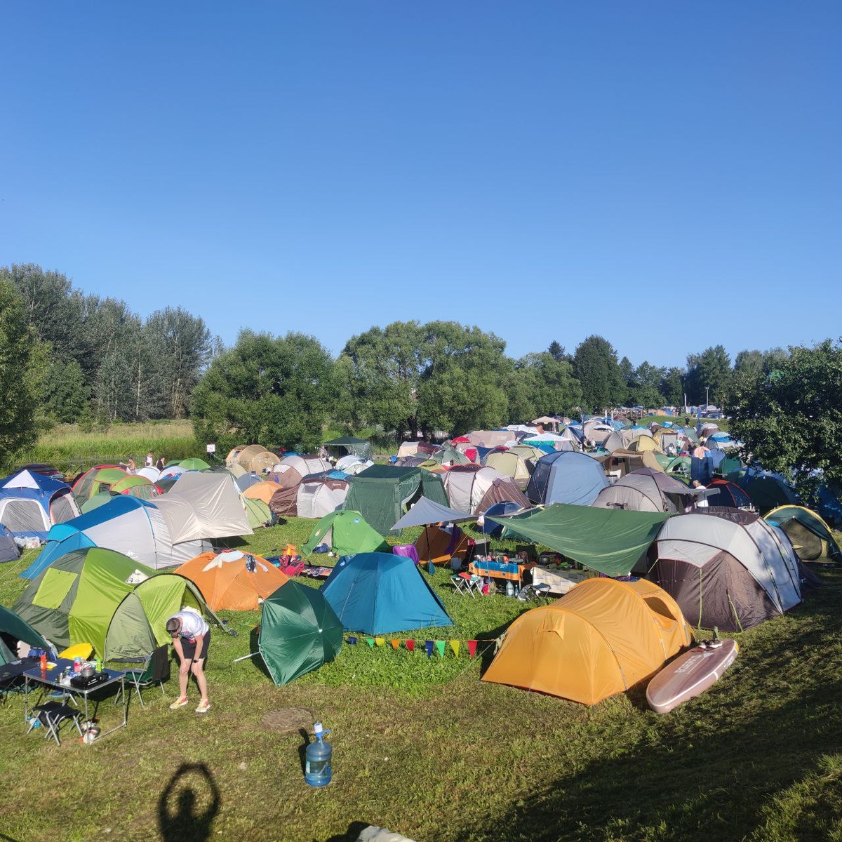Палаточный лагерь участников гонки