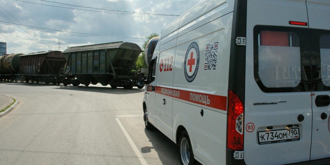 ❗️Грузовой поезд столкнулся с туристским автобусом❗️