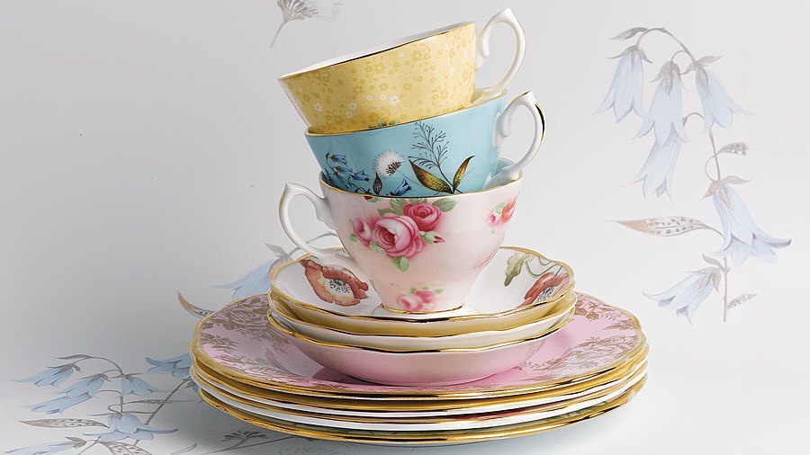 Коллекция символизирует четыре важных качества: дружбу, радость, благодарность и преданность. 