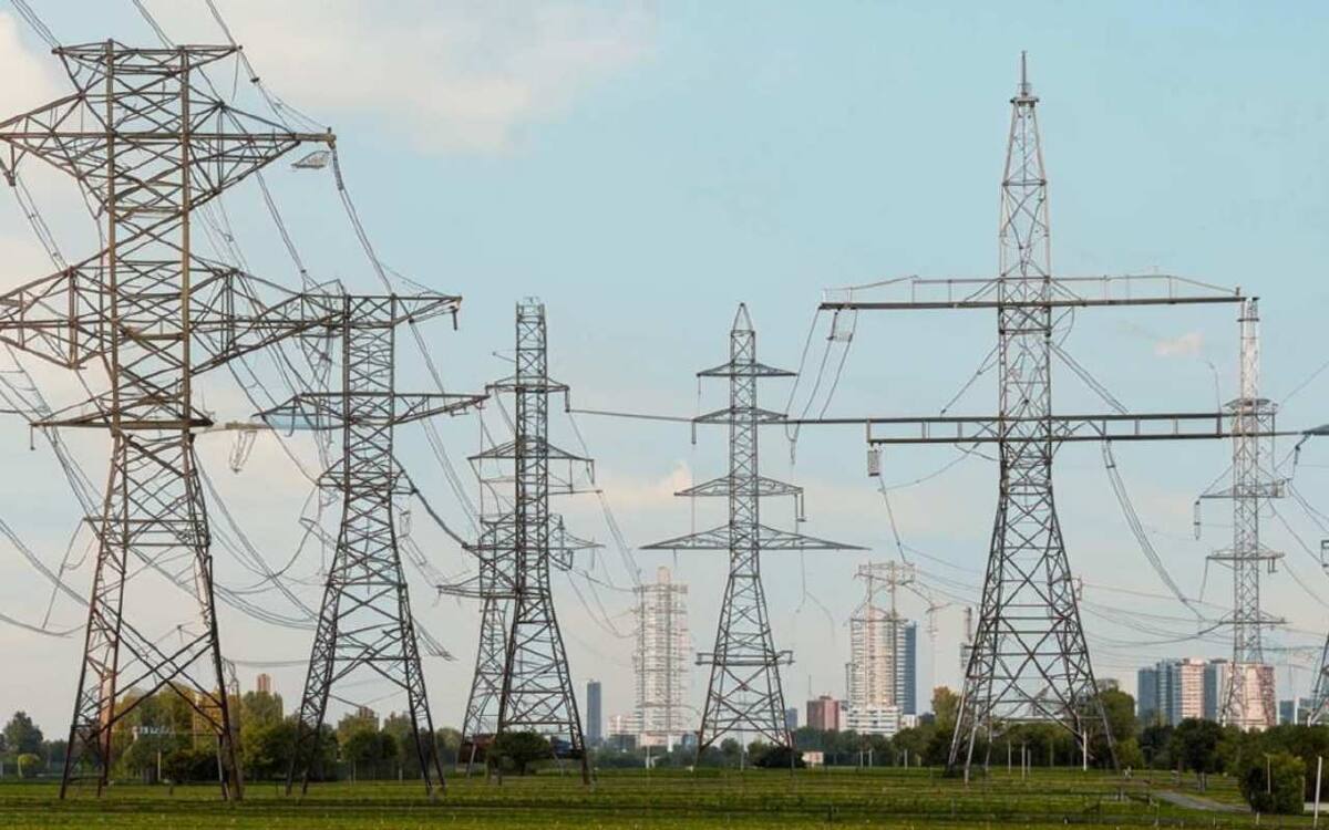    «Воронежской горэлектросети» понадобился кредит в 1 млрд рублей под инвестпрограмму и дивиденды Иллюстрация сгенерирована нейросетью Kandinsky