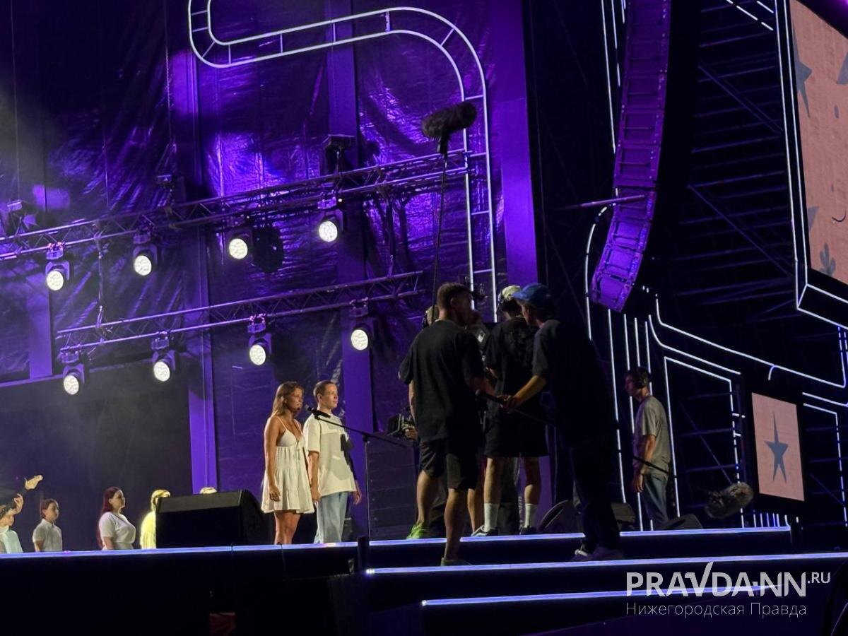    Тысячи человек, в том числе делегация из Нижегородской области, поучаствовали во флешмобе в финальный день фестиваля