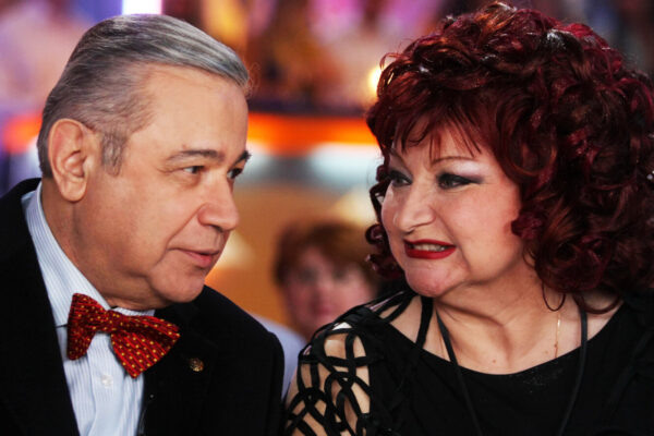    Елена Степаненко и Евгений Петросян. Фото: ТВЦ