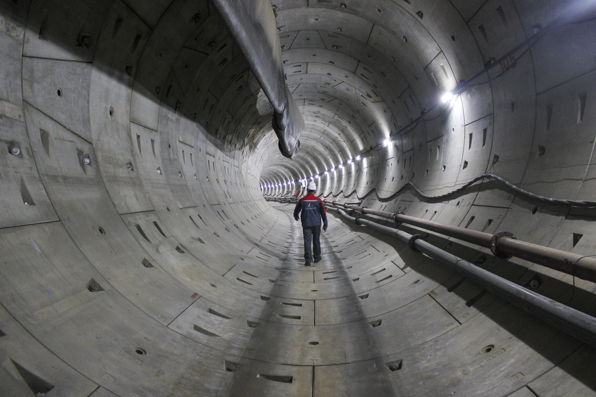 Строители показали тоннель Невско-Василеостровской линии.  Фото: Фото: ФедералПресс / Ксения Кобалия