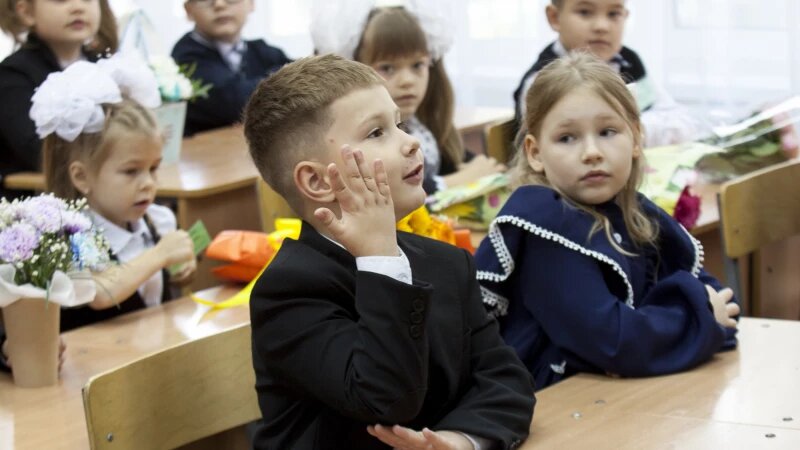     День знаний в Барнауле. Школа №42. Анна Зайкова, altapress.ru