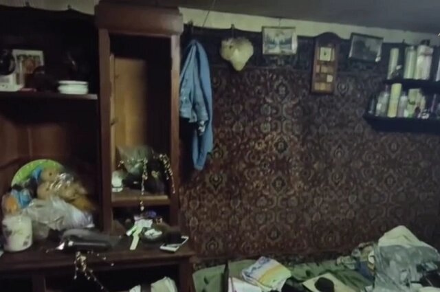    Фото: СК РФ по Петербургу/ В таких условиях жил младенец.