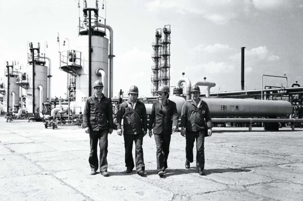    Газопромысловому управлению в Оренбурге исполнилось 55 лет