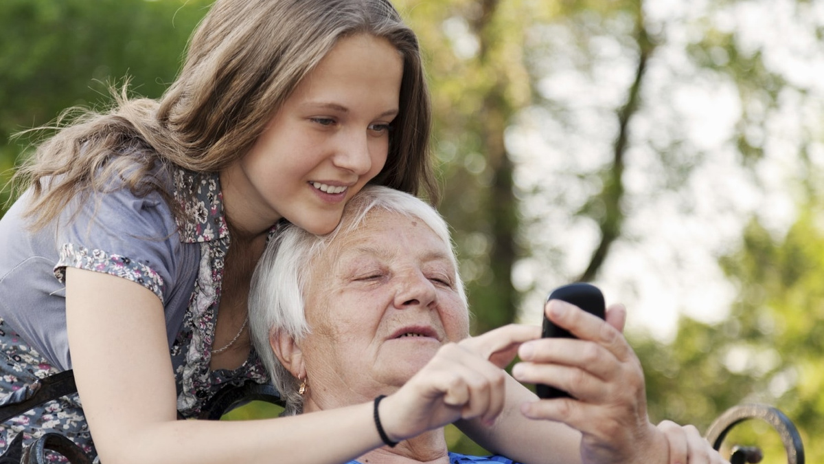 Что теперь грозит за помощь родственникам: передача карты и симки запрещена