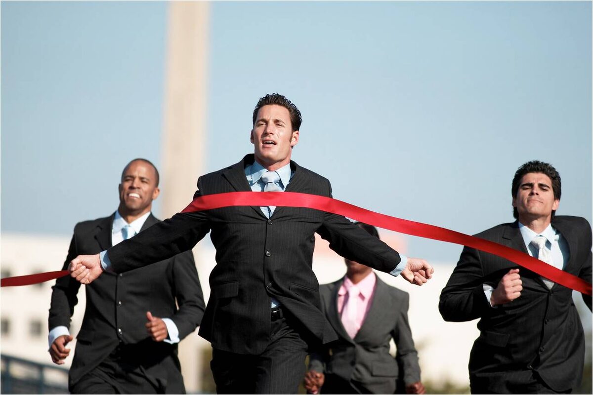 Как перетянуть топ-менеджера из компании-конкурента