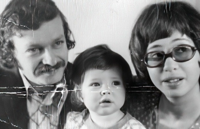 Анна Банщикова с родителями.