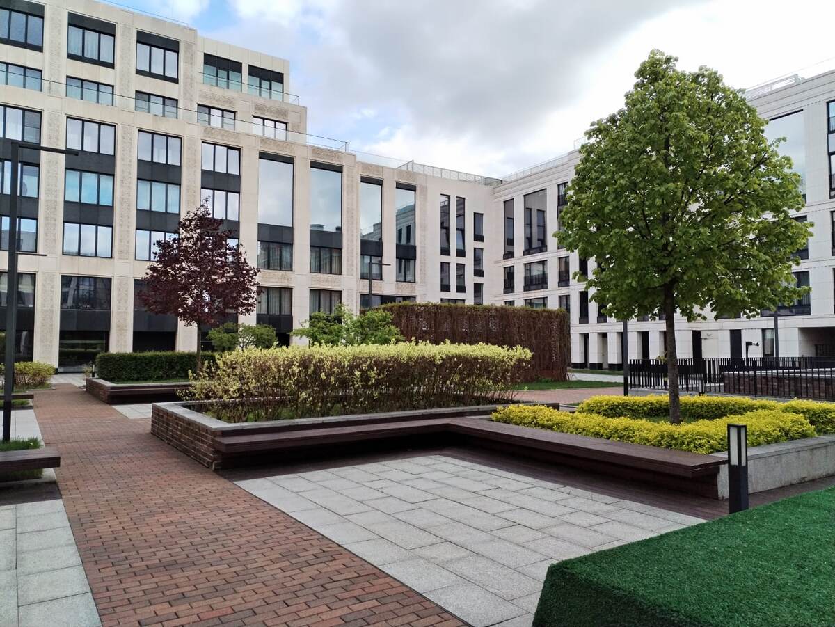 Двор ЖК WineHouse. Фото: Елена Карасёва
