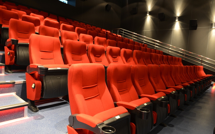    Комедия «Не одна дома 2» стала лидером кинопроката в Удмуртии