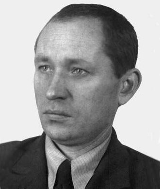 Алексей Алексеевич Булкин — советский конструктор-оружейник. Участвовал в конкурсах 1944 и 1946 годов по созданию автомата под новый промежуточный патрон 7,62 мм с автоматами АБ-44 (ТКБ-356) и АБ-46 (ТКБ-415)