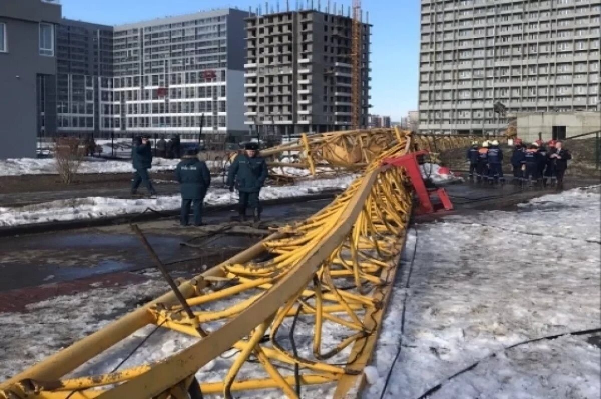    В Челябинске осудили сотрудников строительной компании за смерть крановщика