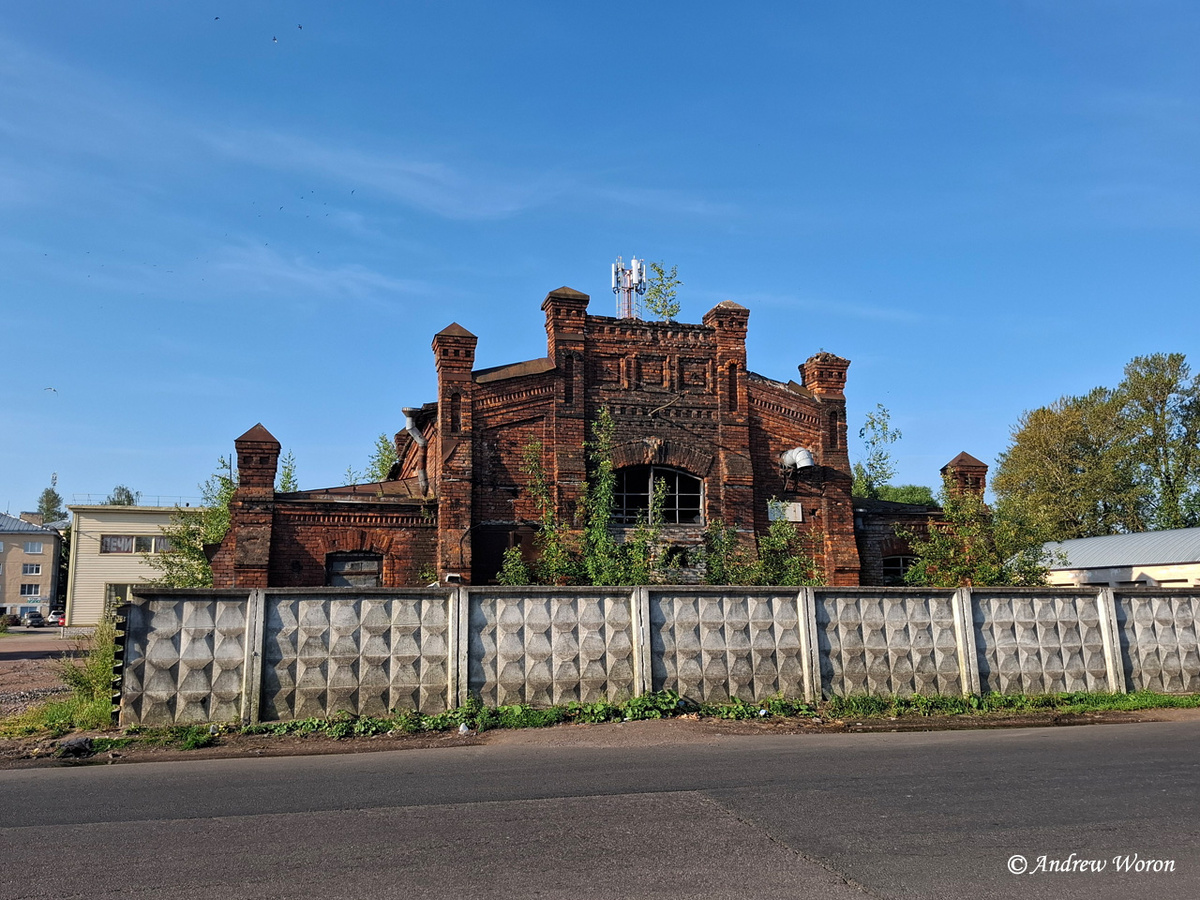 Развалины электростанции начала ХХ века