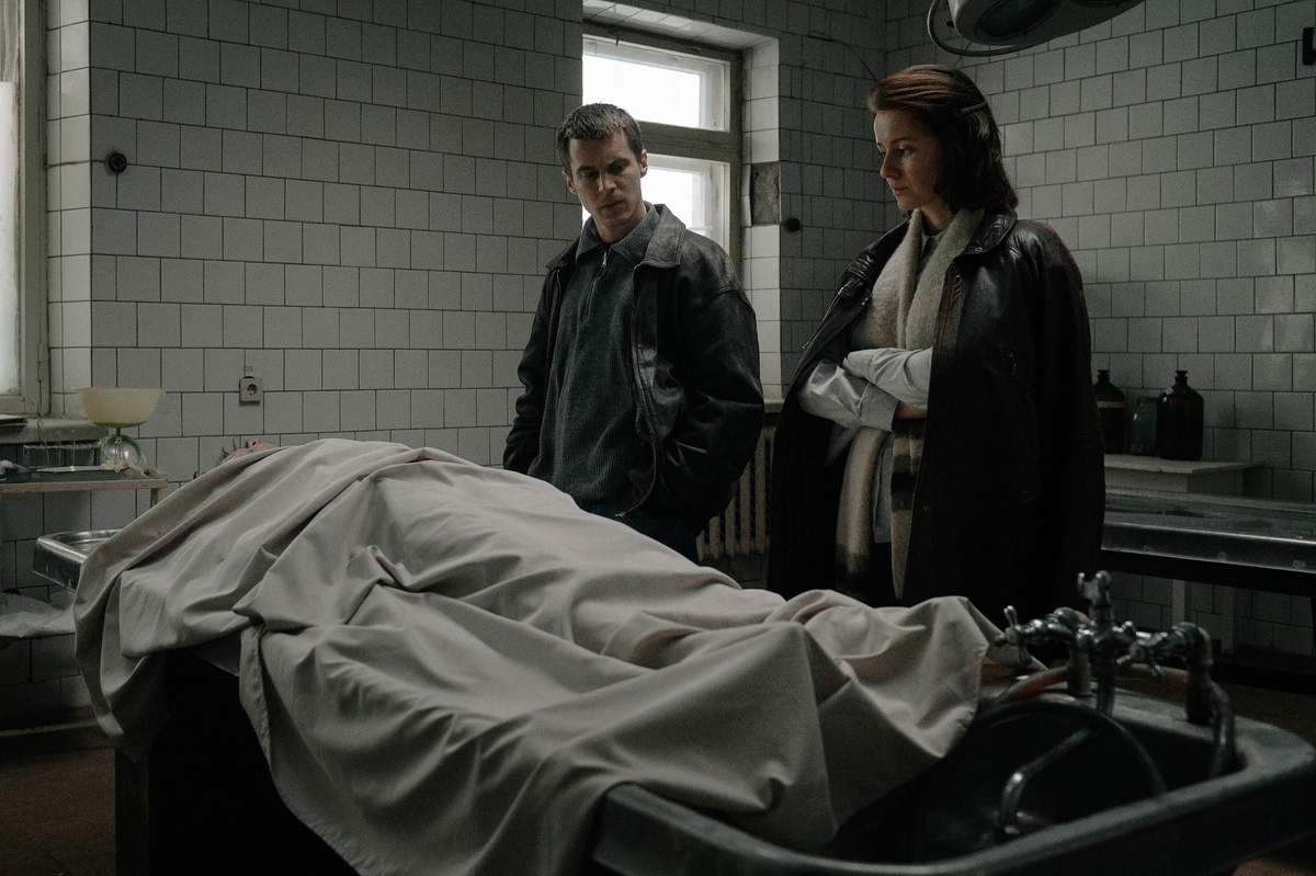 Стоп-кадр из сериала "Фишер. Затмение"