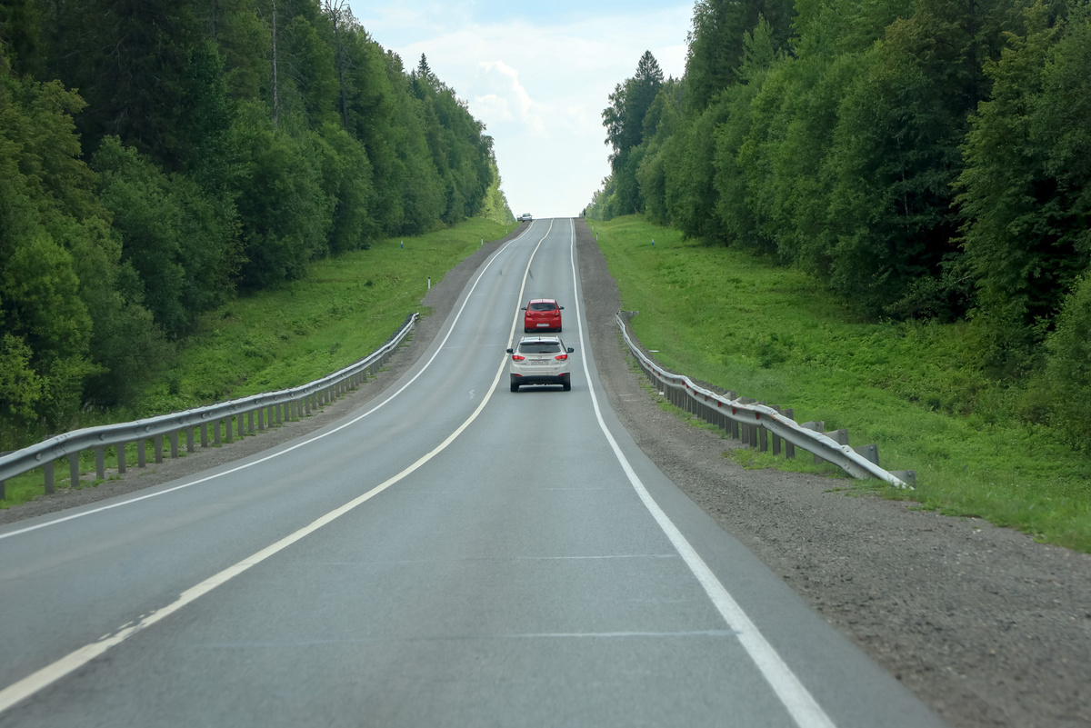 Только в шести регионах ПФО доля трасс в нормативном состоянии превышает среднероссийский показатель.  Фото: Елена Майрова