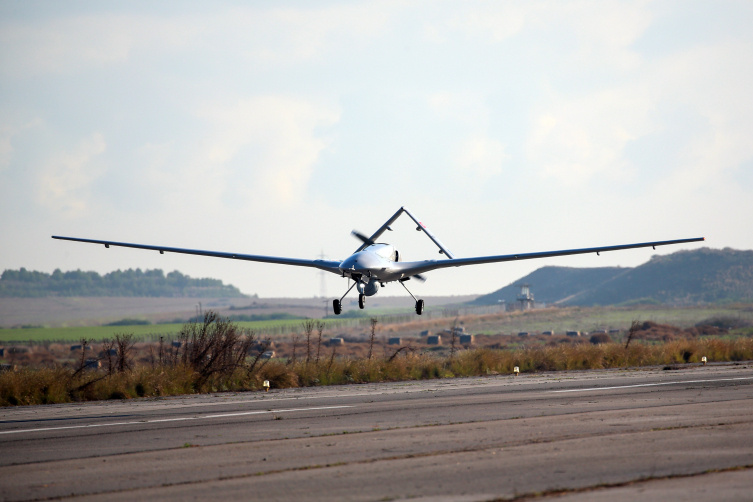 Первый БПЛА приземлился на Северном Кипре ещё в 2019 г. Источник: https://www.trthaber.com/dosyalar/images/AA-20213670.jpg. 