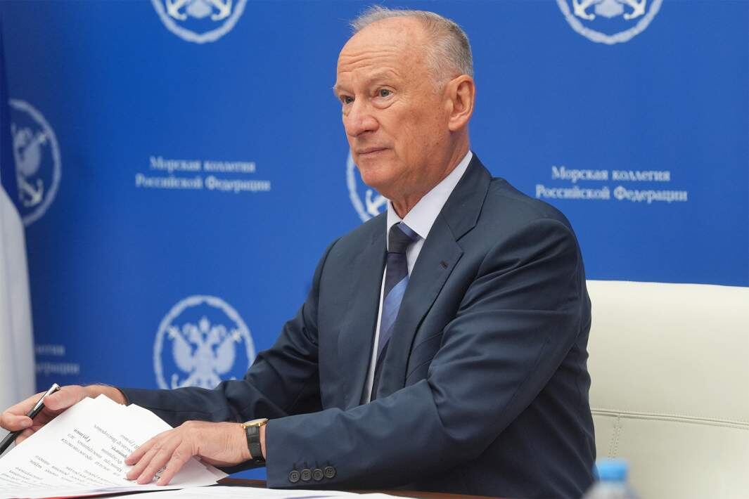 Председатель Морской коллегии Российской Федерации, секретарь Совета безопасности Российской Федерации Николай Патрушев на заседании Совета по стратегическому развитию Военно-морского флота
Фото: ИЗВЕСТИЯ/Андрей Эрштрем