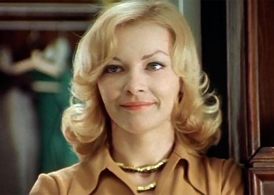 Надя из "Иронии судьбы, или С лёгким паром"