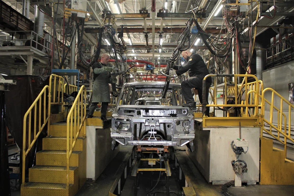    УАЗ возобновил работу после недельного корпоративного отпуска