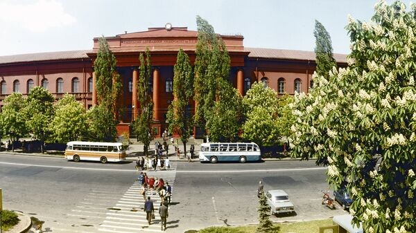    © РИА Новости . И. Кропивницкий