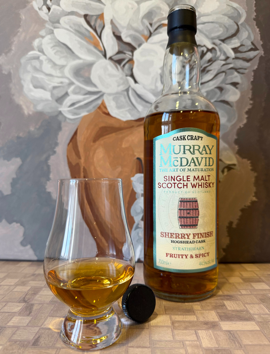 Приятный дизайн этикетки на которой присутствует вся необходимая информация.