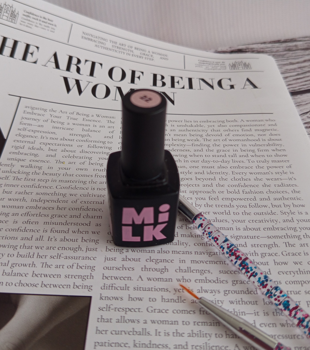 Камуфлирующая база. (Не реклама, куплена за мои деньги)