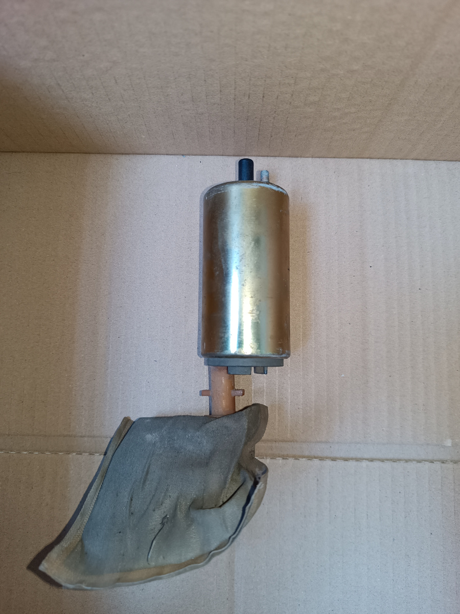 Бензонасос с фильтром грубой очистки 