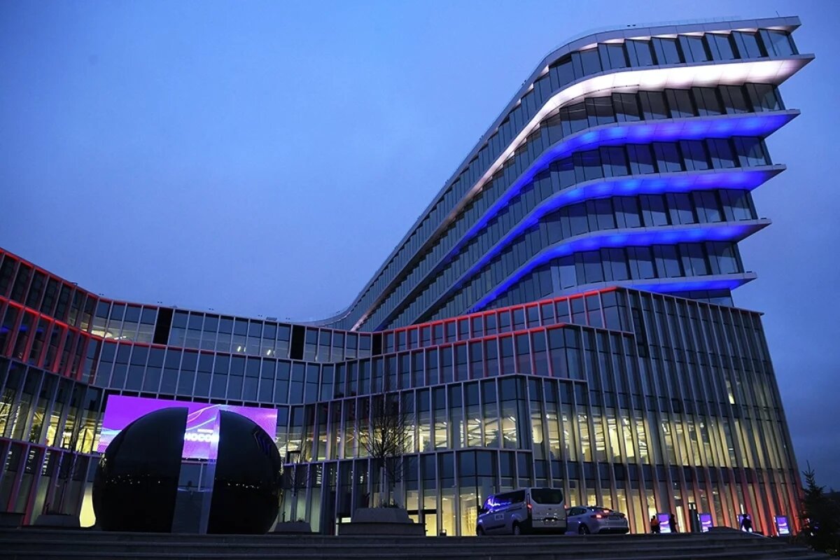    Здание нового учебно-практического корпуса МГУ имени М.В. Ломоносова — кластера «Ломоносов».