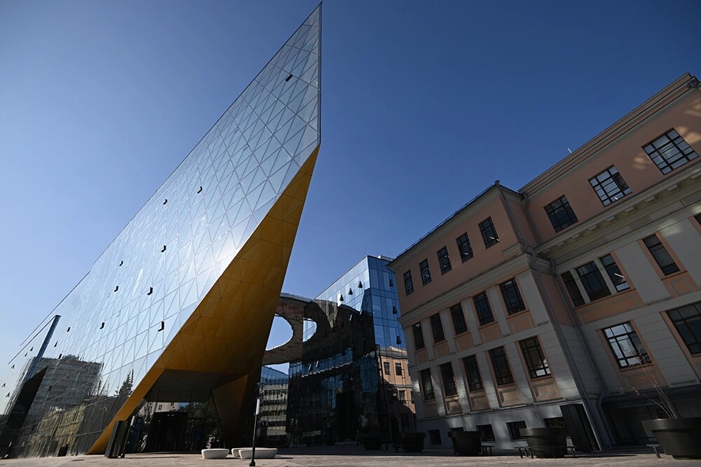    Новый корпус Московского государственного технического университета имени Н. Э. Баумана. Фото: РИА Новости/ Рамиль Ситдиков