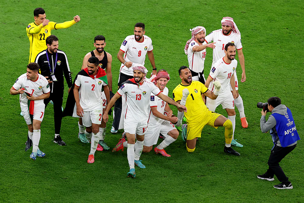 сборная Иордании праздунет выход в финал Кубка Азии