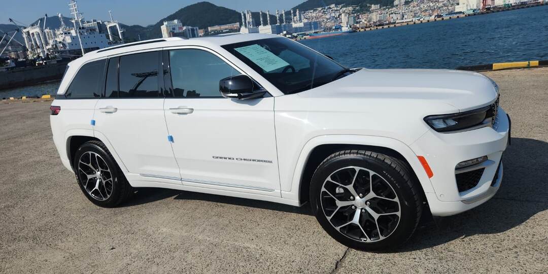 Jeep Grand Cherokee 4xe: обзор характеристик и особенностей