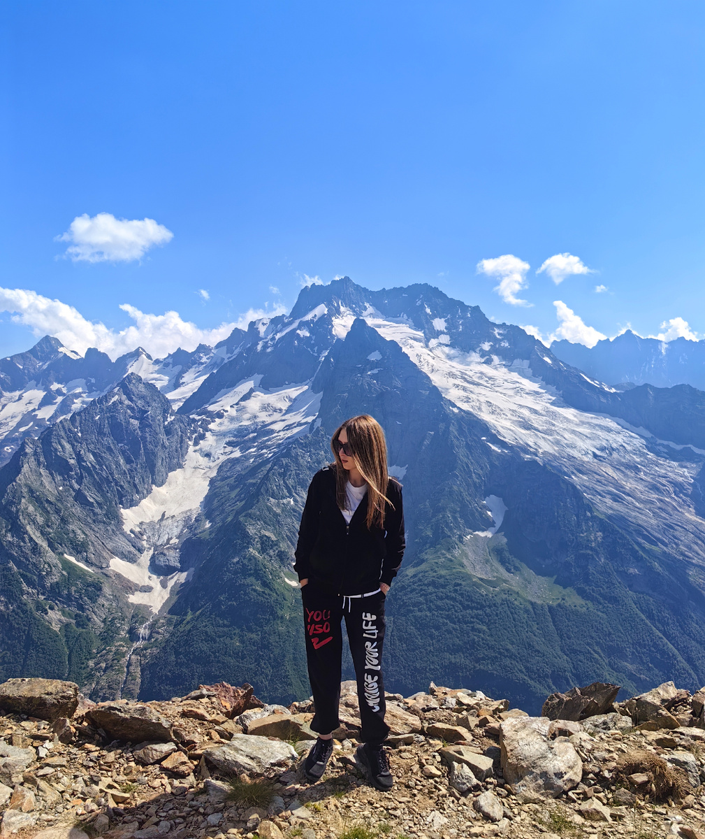 Автор канала собственной персоной. Добро пожаловать всем новеньким подписчикам и спасибо "стареньким", что читаете и проявляете интерес к моим трудам