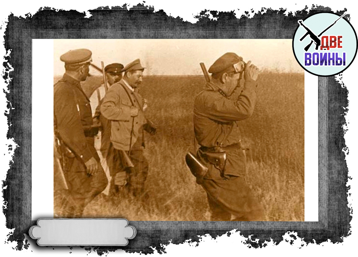 Пожалуй, единственная фотография Сталина на охоте. Фото в открытом доступе. 