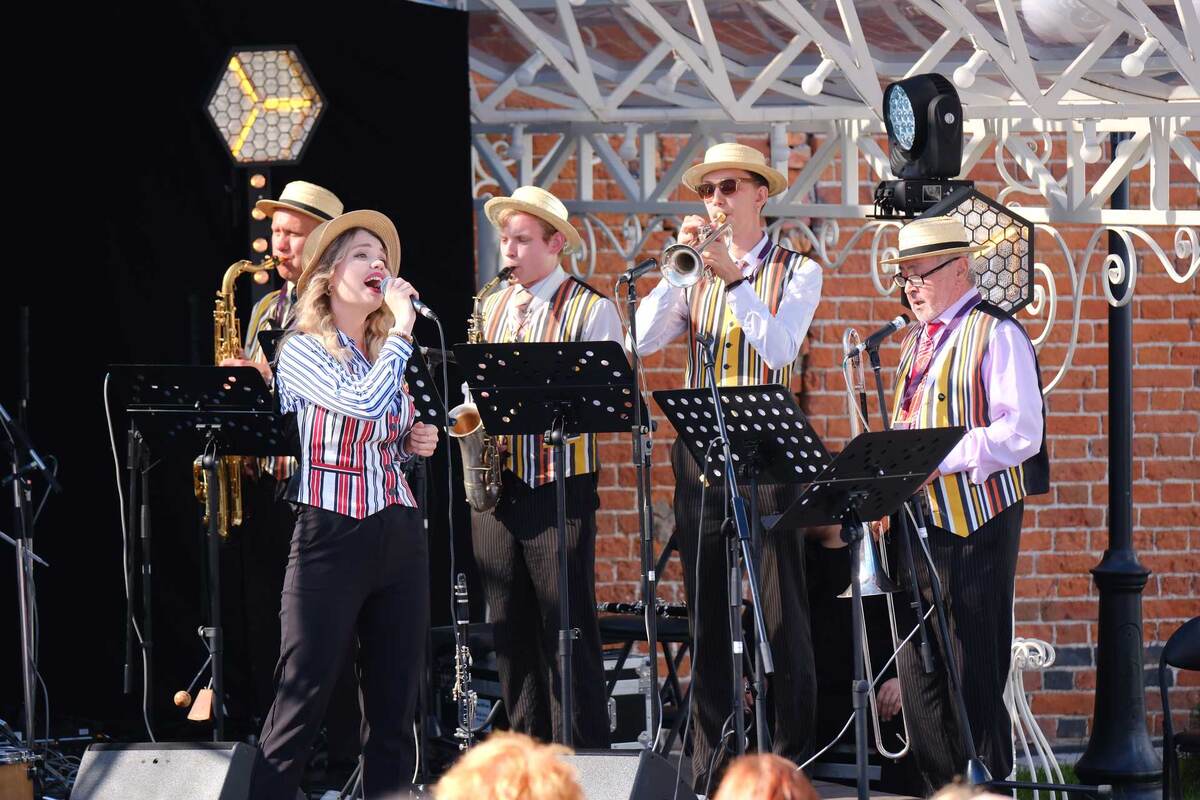    «Уральский диксиленд»