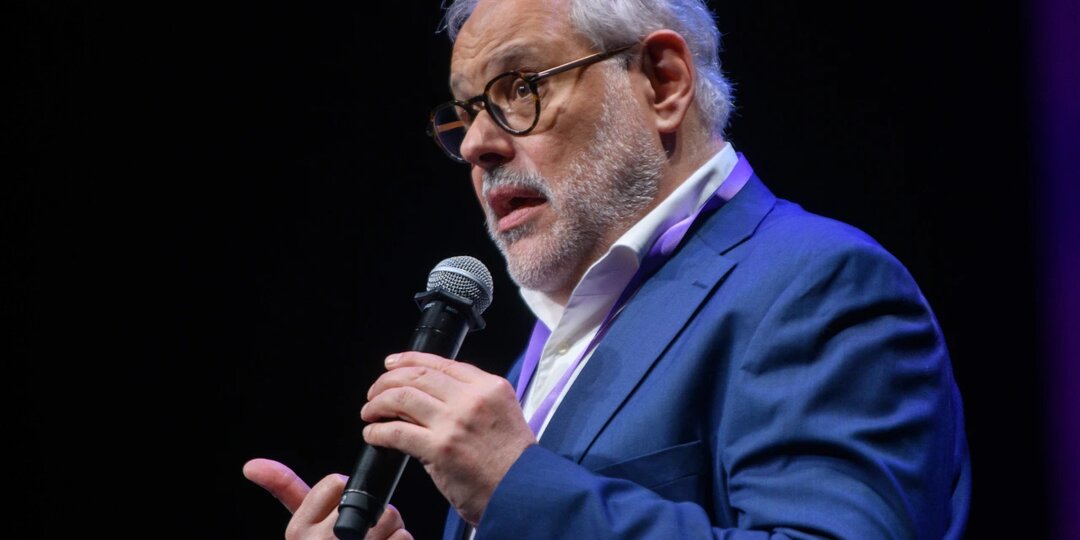 Украли у людей миллиарды, а теперь учат. Хазин признался: "Не верю, что ситуация улучшится"