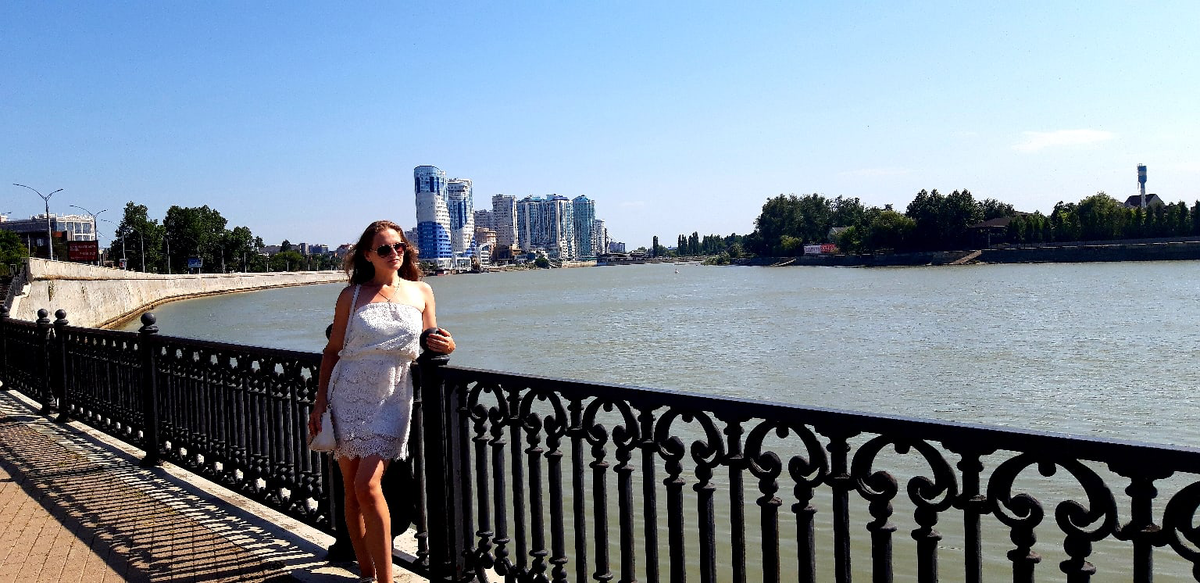 Набережная 