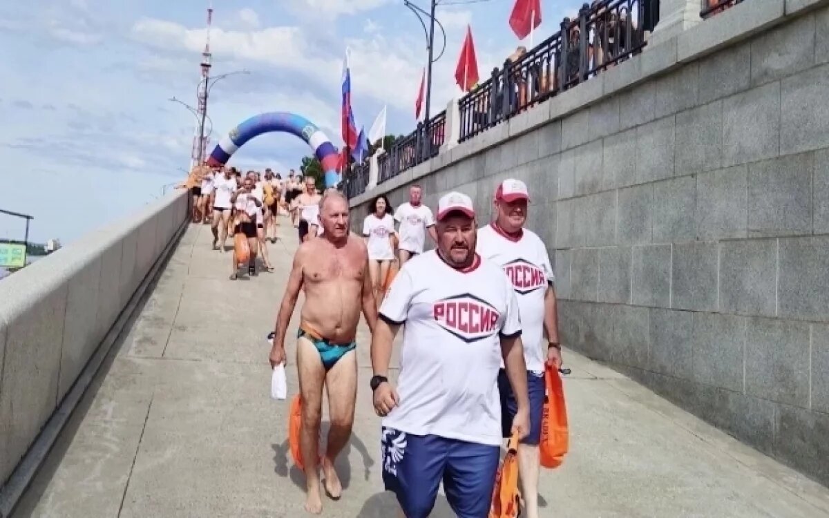    Экс-председатель Сахалинской облдумы пересек Амур в 73 года