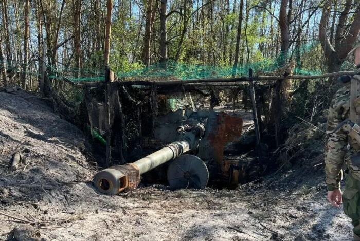 Уничтоженная позиция украинских артиллеристов на Южно-Донецком направлении, источник Телеграм-канал Dambiev