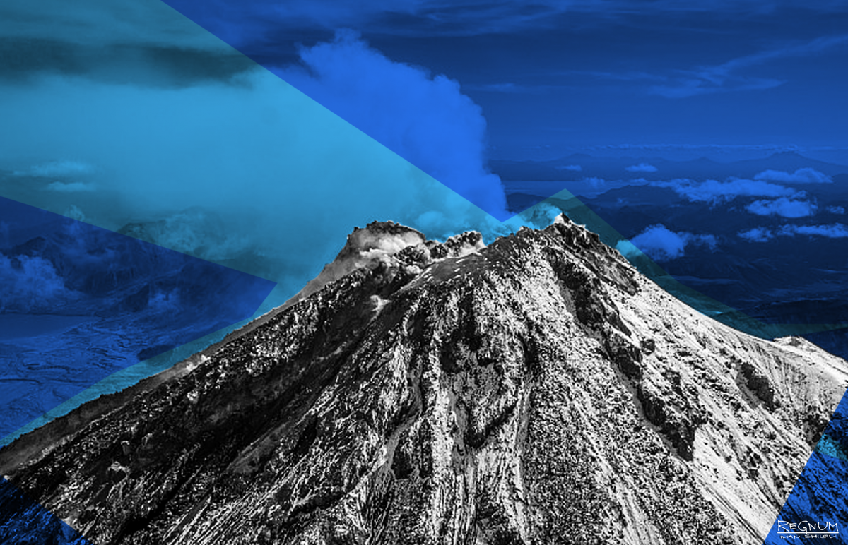    Вулкан / Источник: Иван Шилов © ИА REGNUM